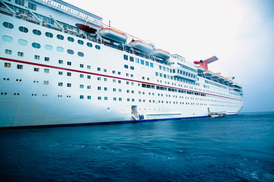 cruise ship musician